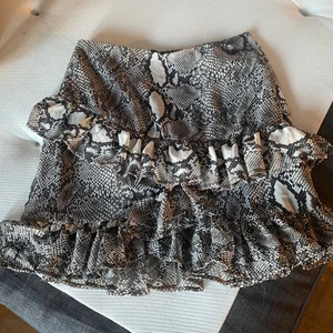 Ormkjol - Strl 36/S. Använd fåtal ggr. Säljer pga flytt.