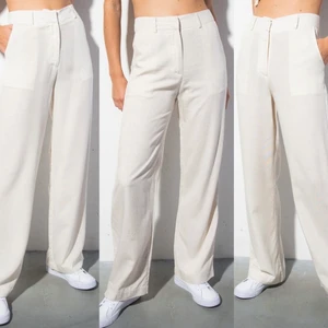 Linnebyxor - Säljer dessa linnebyxor från Madlady! Är i storlek xs och längd 32. Dom är helt nya och aldrig använda och säljer för att dom var lite för långa på mig! Buda gärna privat och i kommentarerna!!✨💗