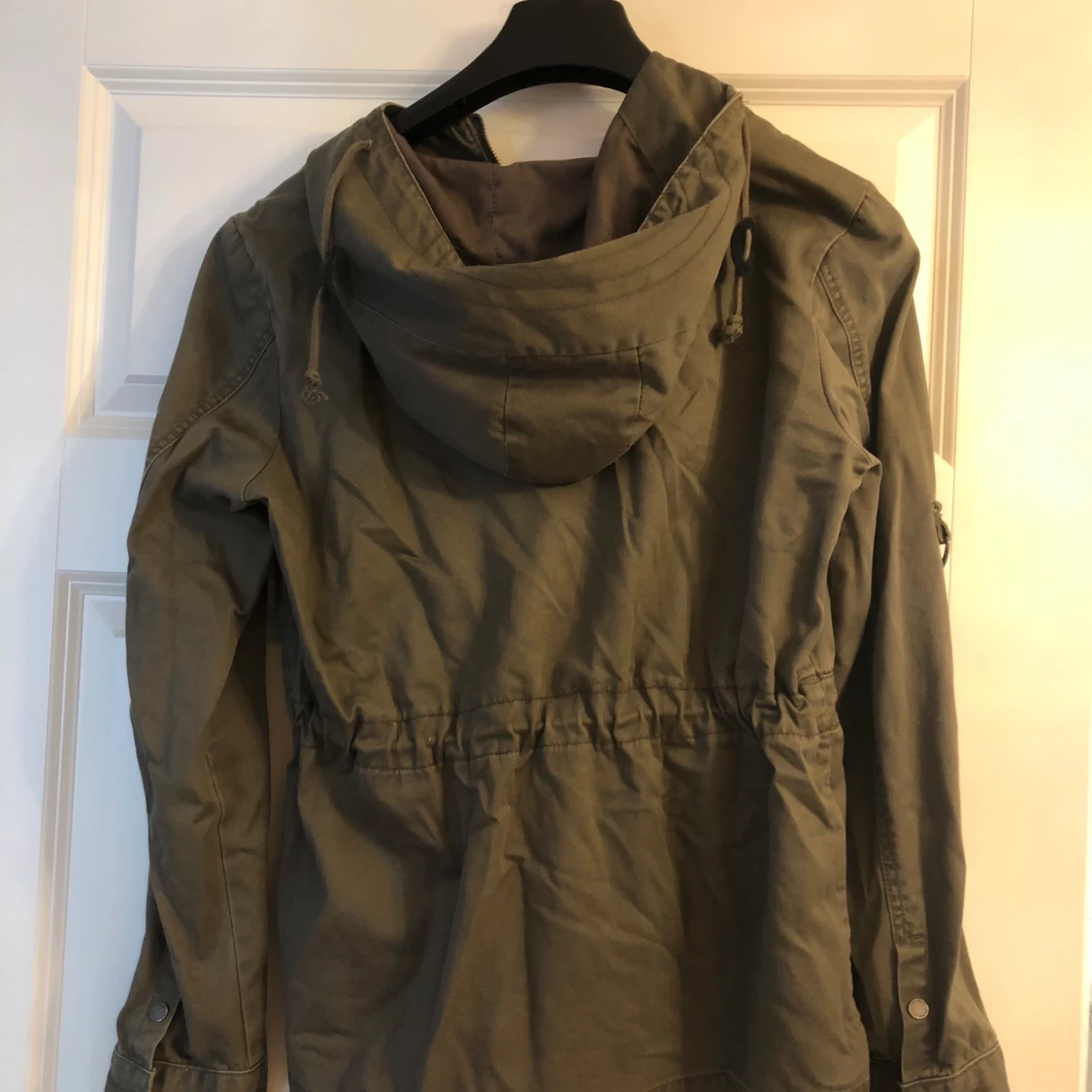 Militärgrön / mörkgrön Anorak jacka Strl. M - 90