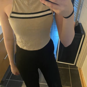 Beiget linne - Beiget linne från hm i storlek s men passar även xs 