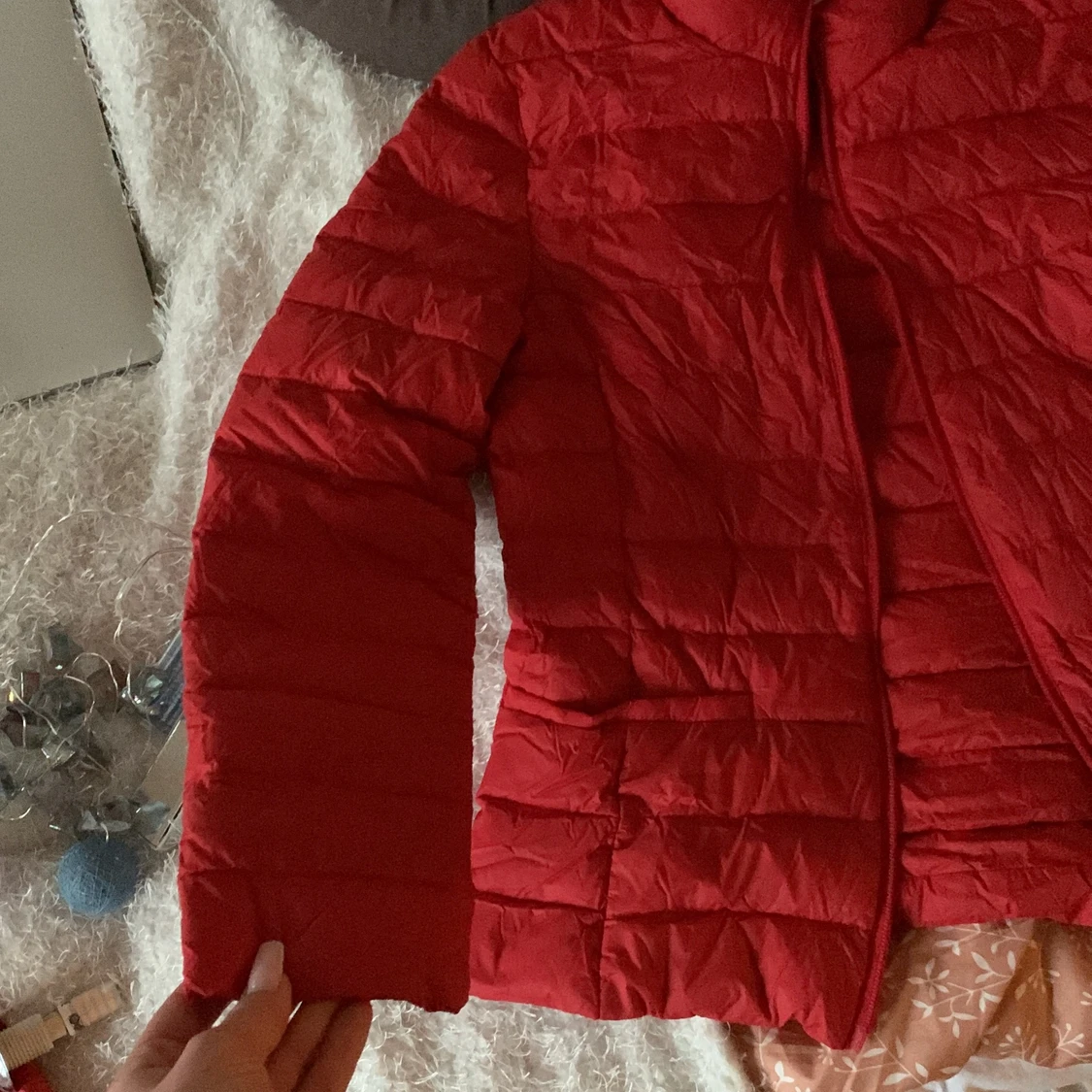 Röd jacka  - 90