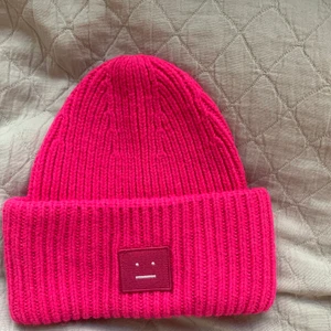 Acne Studios mössa - Oanvänd!