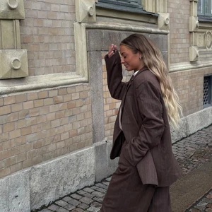 Helt Kostymset nytt - Helt nytt set från NAKD. Enbart fotat 🤎 