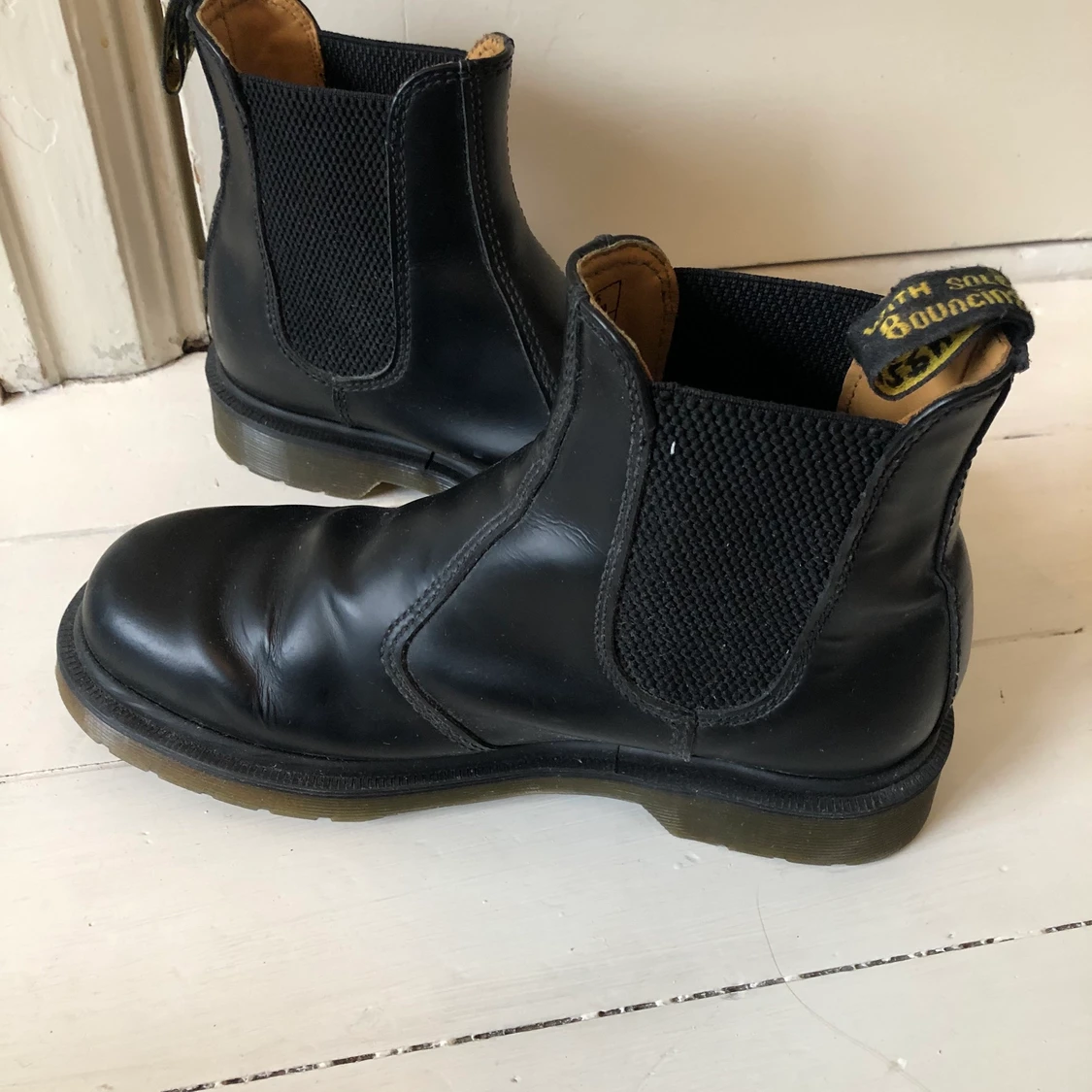 Svarta Dr. Martens   - 90