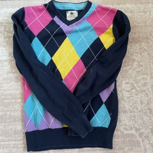 Färgglad rutig tröja  - Färgglad rutig tröja storlek 164/XS! Knappt använd och väldigt fint skick 🤗