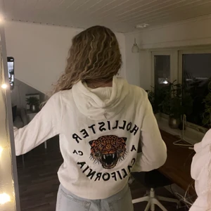 Hollister hoodie - Hoodie från Hollister California strl S🥰