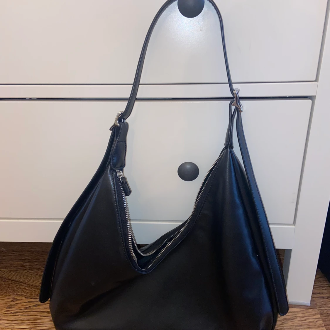Svart väska  - 90