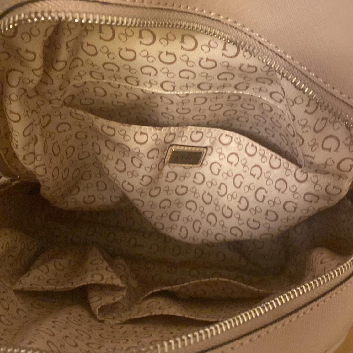 Guess rycksäck - 90