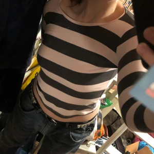 Långärmad randig tröja - Ball cool bra tröja med mörkgrå/ljusrosa ränder! 