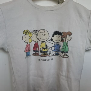 croptop  - Dö söt magtröja från pull&bear. 