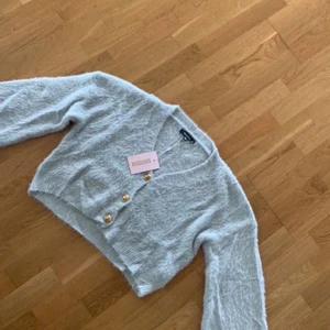Tröja från missguided  - Tröja från missguided, aldrig använd!