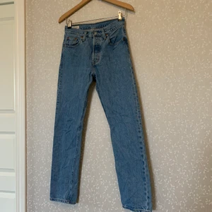 Levis 501 - Levis 501 storlek W25 L30. Pris går att förhandla!