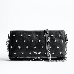 Zadig & Voltaire - Säljer nu min Zadig & Voltaire väska i modellen rock. Den är i mycket fint skick och nypris var 4099 kr när jag köpte den. Dustbagen medföljer.✨ 