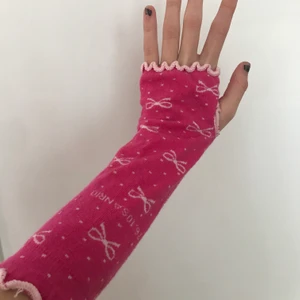 Coola handskar  - Skitcoola rosa handskar med Hello Kitty på!!! 