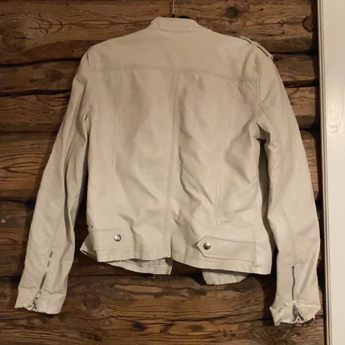 Skinnjacka från hm  - 90