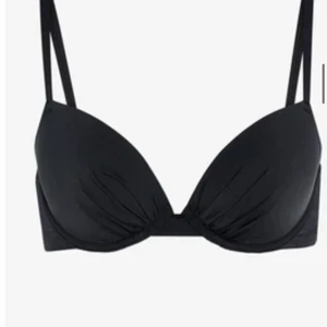 Bikini topp  - Bikini topp från Lindex använd 1 gång, köparen står för frakten 