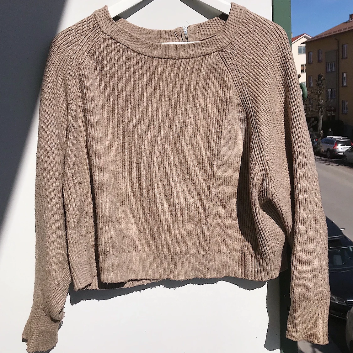 Beige mysig stickad tröja - 90