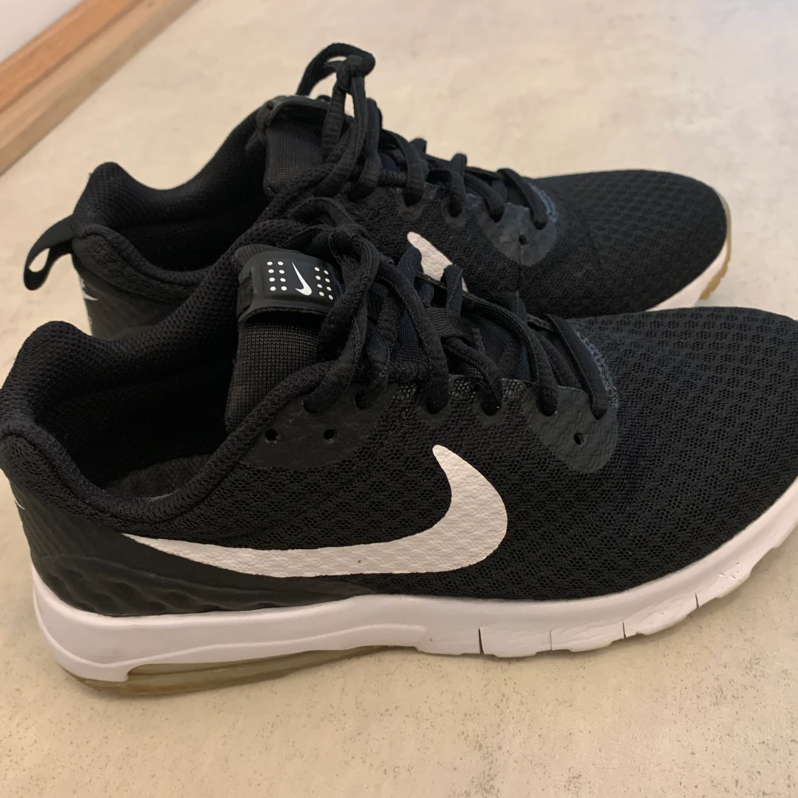 NIKE skor storlek 38 - 90