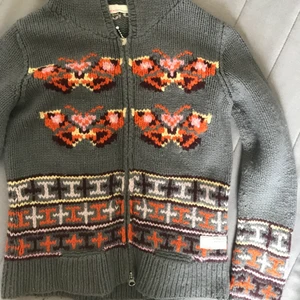 Odd Molly kofta - JÄTTEFIN vintage odd Molly kofta! Supermysig och skön, och sååå fina färger!! ❤️