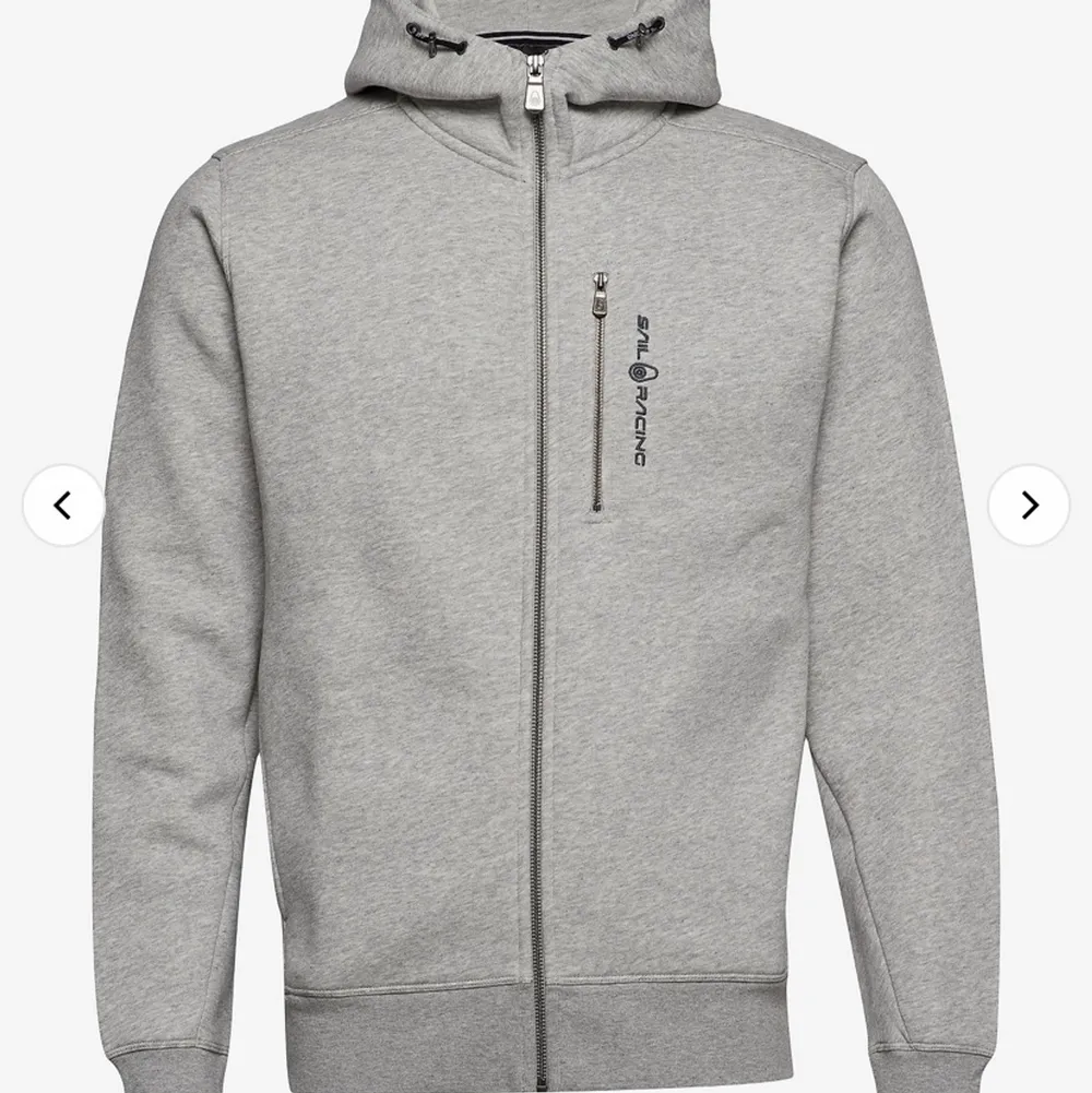 Fin sailracing tröja. Original pris 1.100 säljer för 250 då jag haft den ett bra tag ❤️. Hoodies.