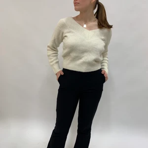 Stickad topp - Vit stickad topp🤍🤍