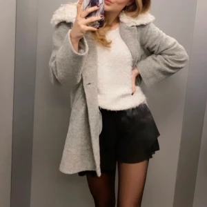 Jacket from Zara - I bought this Jacket from ZARA for around 550kr - used it for few times but it is still in very good quality and very nicely fit 🎉💞
