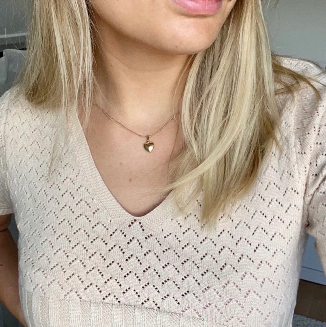 Beige stickad tröja  - 90