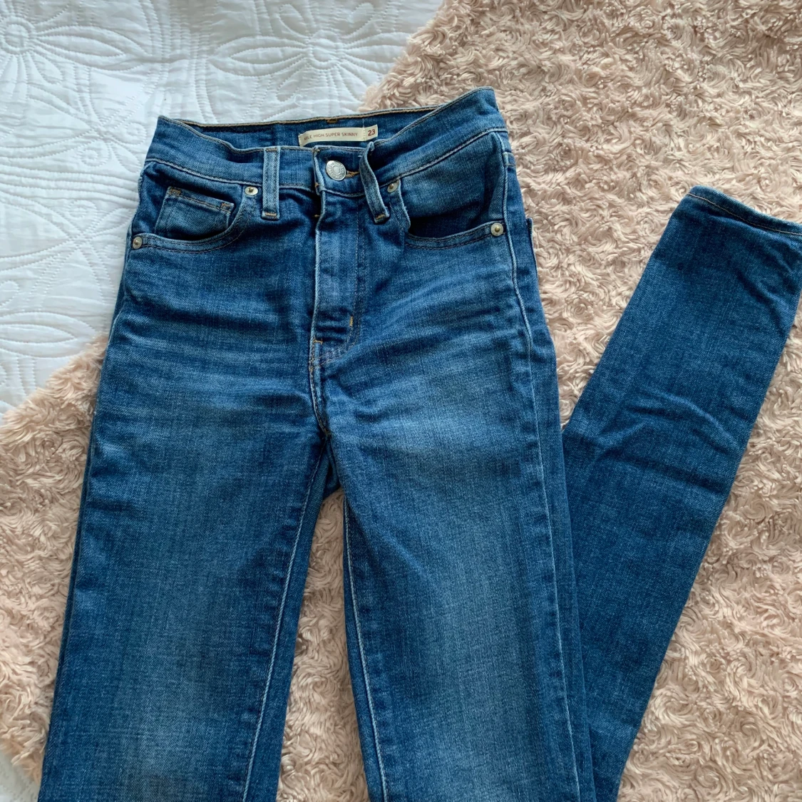 Levi’s mile high super skinny  - 90