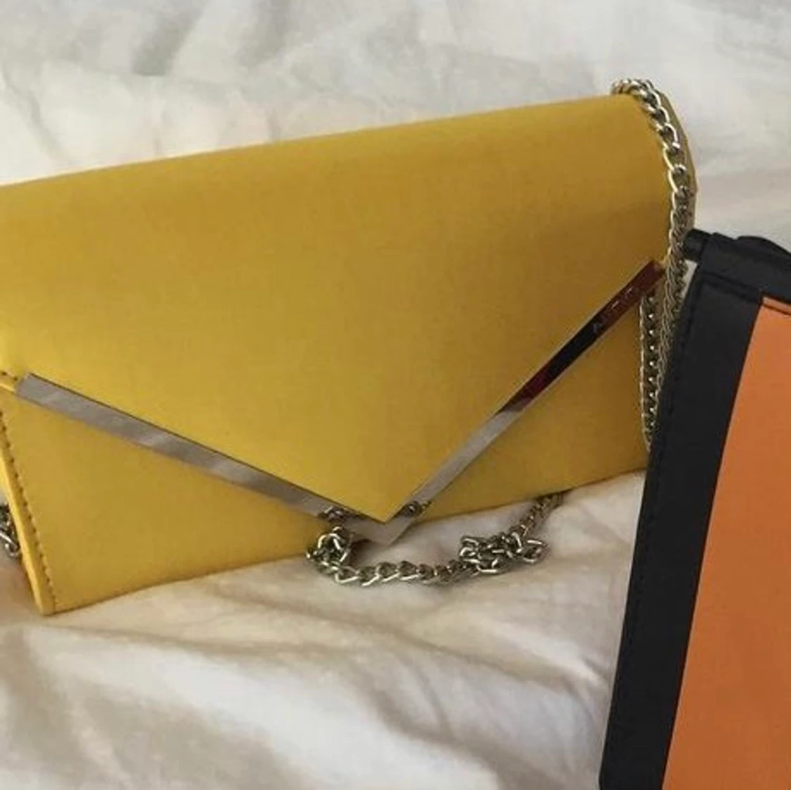 Märkes väska Aldo  - 90