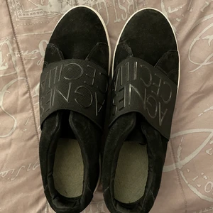 Agnes Cecilia sneakers - Sneakers från Agnes Cecilia. Stl 39. Använda en gång 