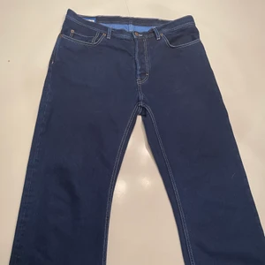 Acne jeans  - Köpte i acnebutiken på Södermalm för 3 v sedan och använt dom typ 3 gånger köpte för 1799. Säljer pågrund av storlek och att jag tappat kvittot 