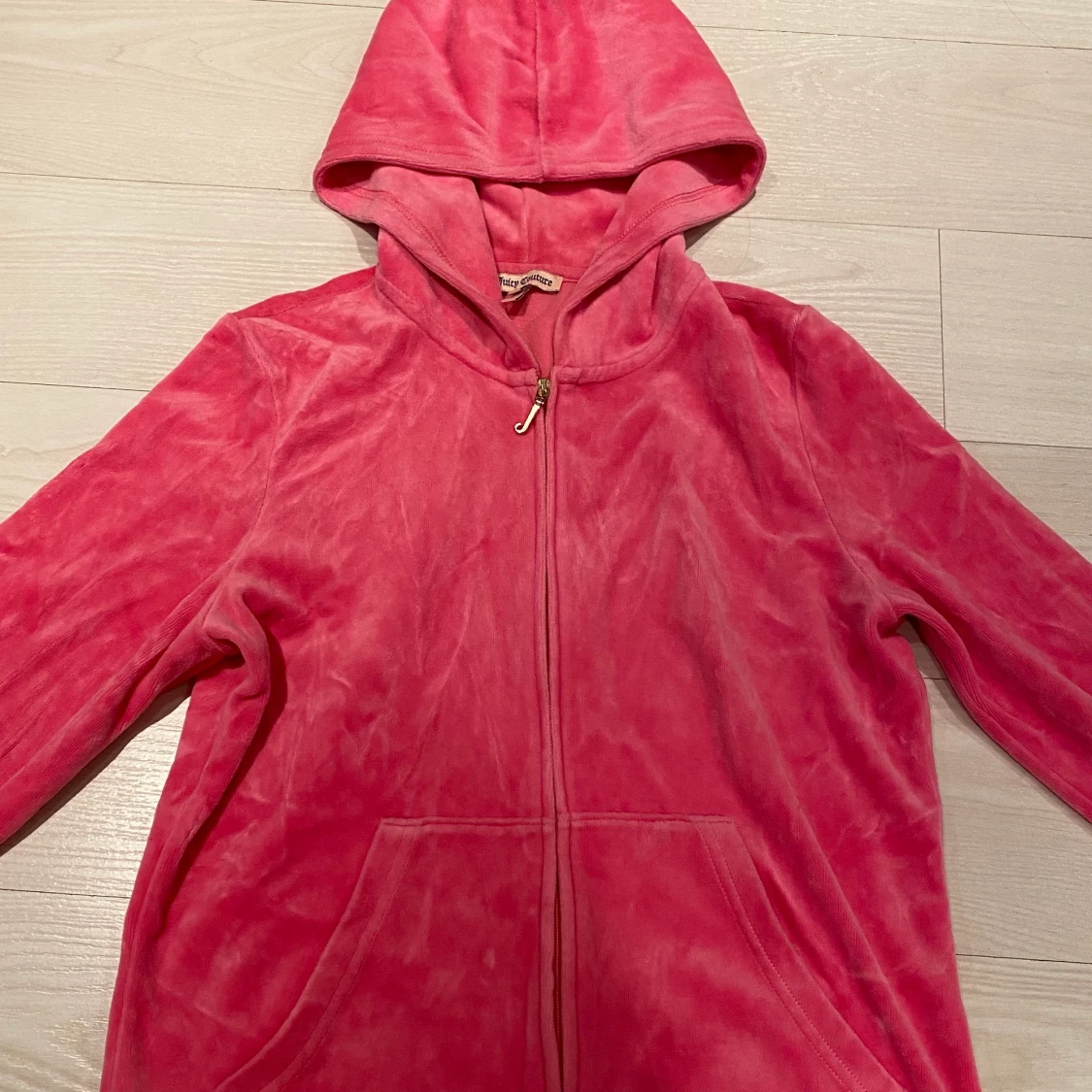 Juicy couture hoodie in perfect condition  - 91