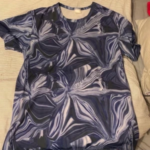 Swag t shirt  - Swag t shirt size medium swag 