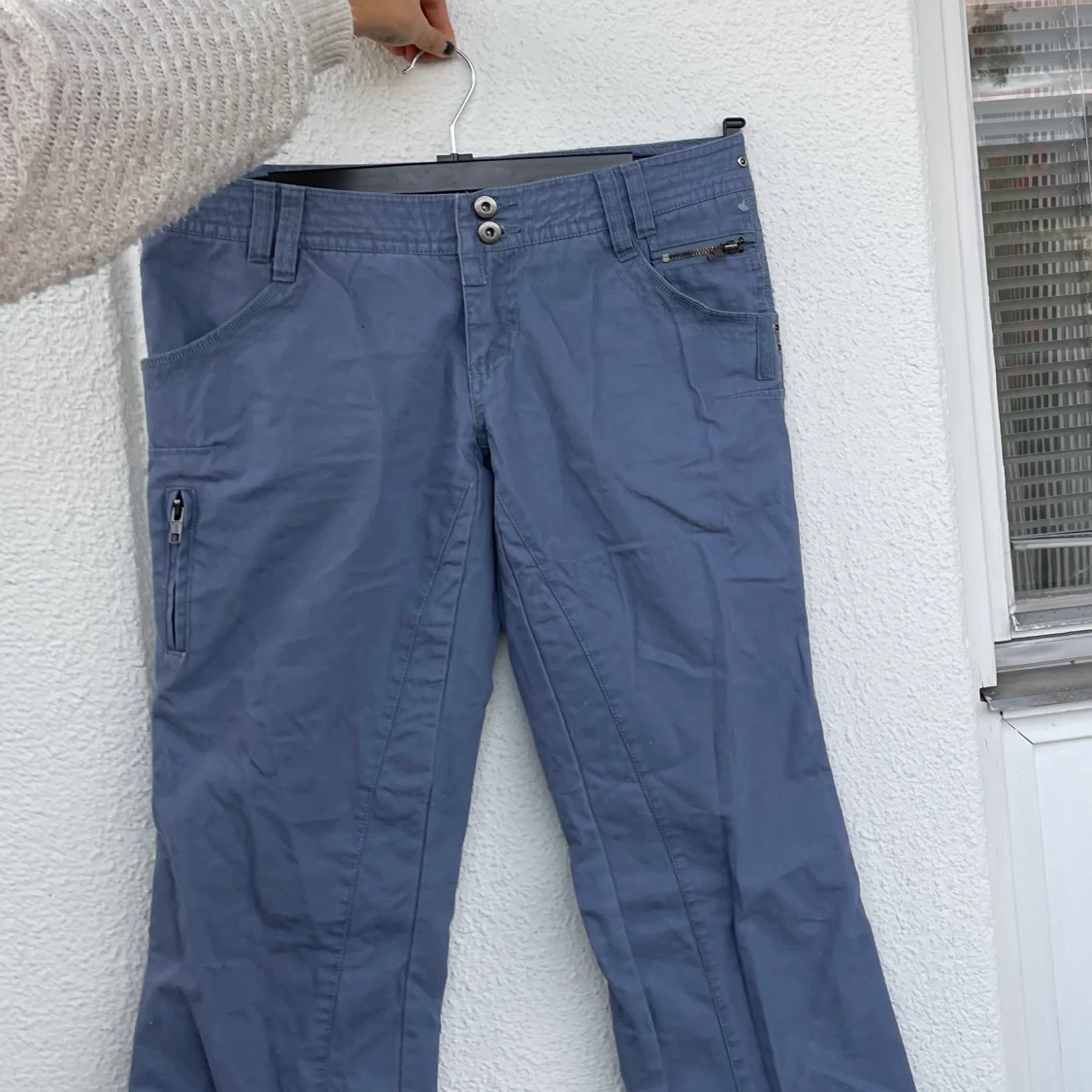 Lågmidjade byxor - 90