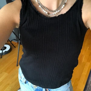 Linne - Linne från Zaras barnavdelning, storlek 164 men passar xs/s. Köpare står för frakt:)