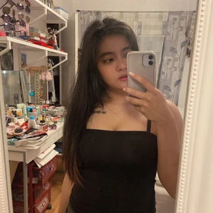 Svart linne  - Finns fler i lager