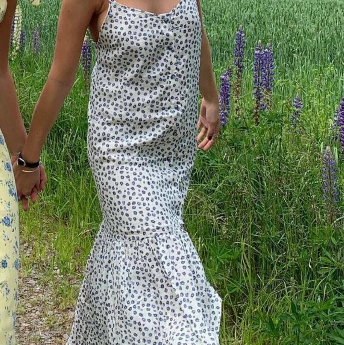 Blommig lång klänning 