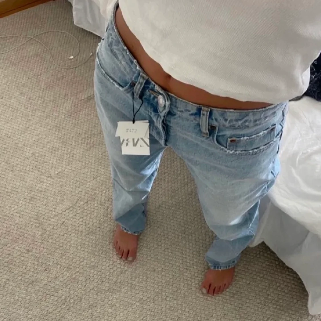 SLUTSÅLDA Zara Lågmidjade Jeans blå - 91