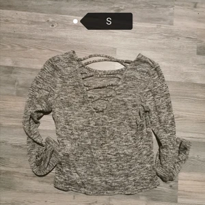 Strl s - Möts upp eller skickas mot portokostnad samfraktar givetvis 🥰