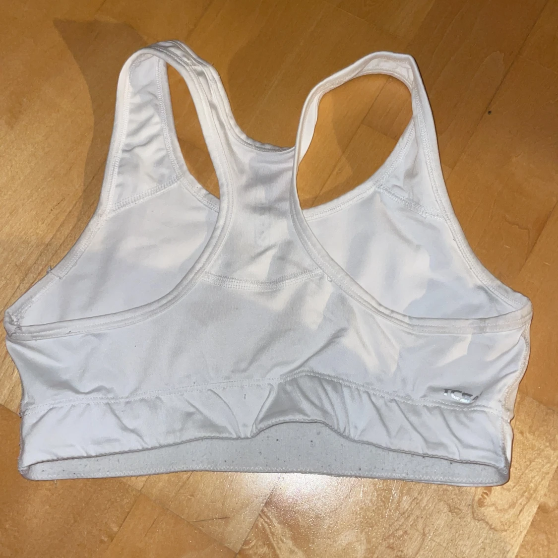 Träningstopp vit 36 - 90