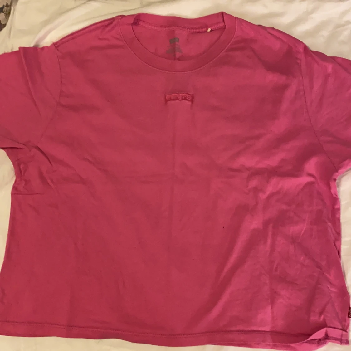 Rosa Levis T- shirt strl S