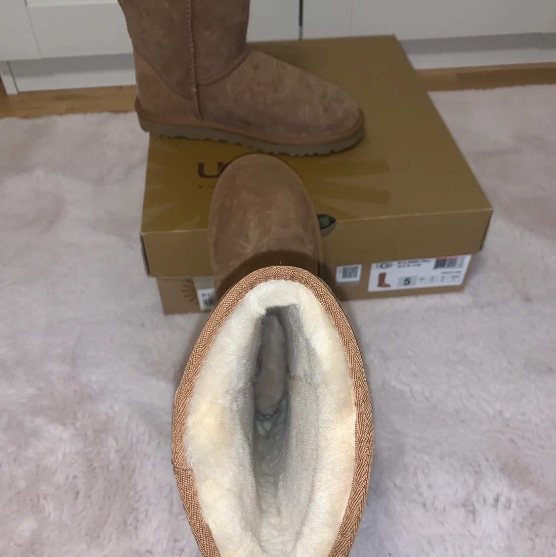 Uggs  - 90