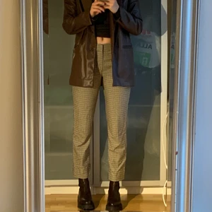 Jättecoola byxor - Asballa byxor från zara