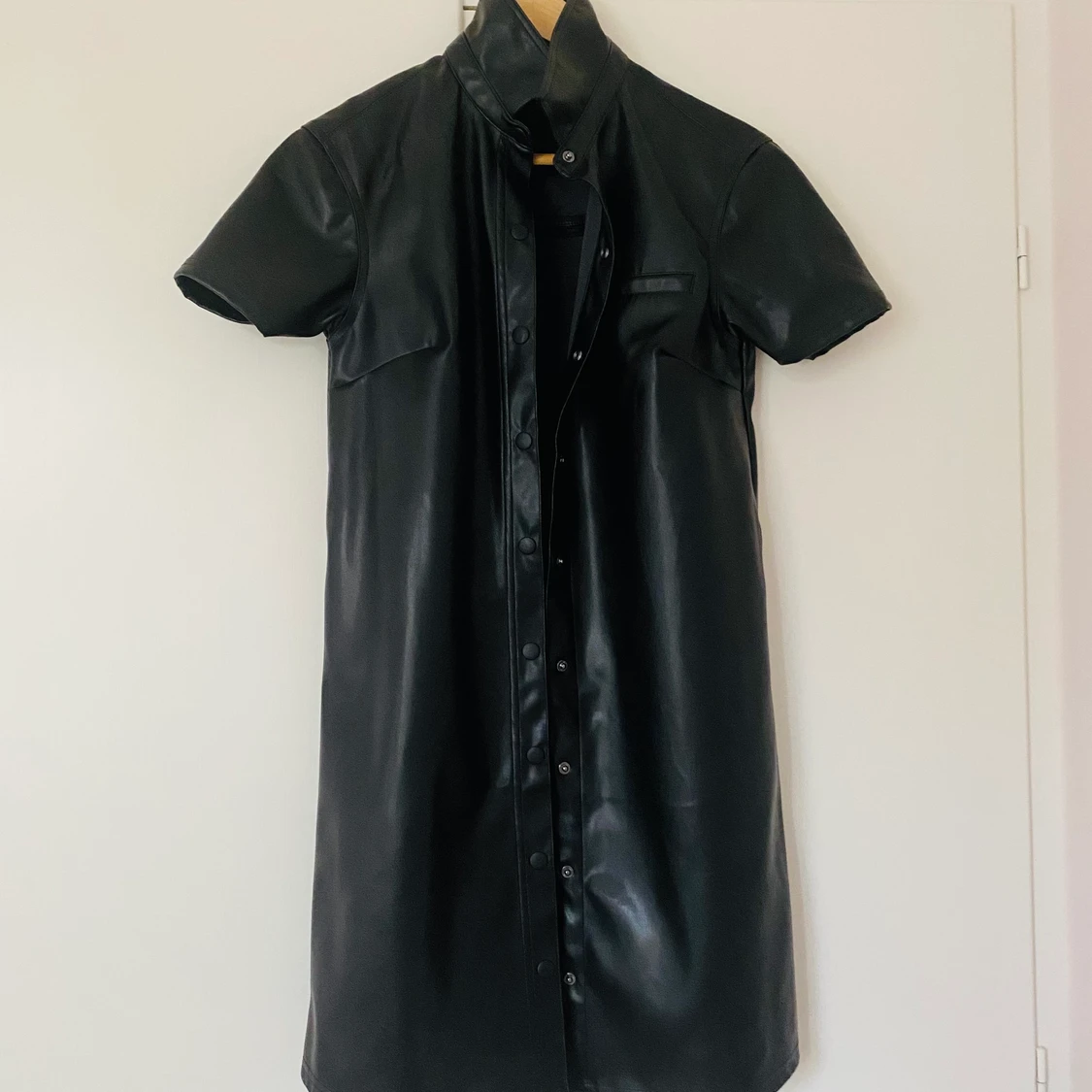 Plast skin jacka från h&m