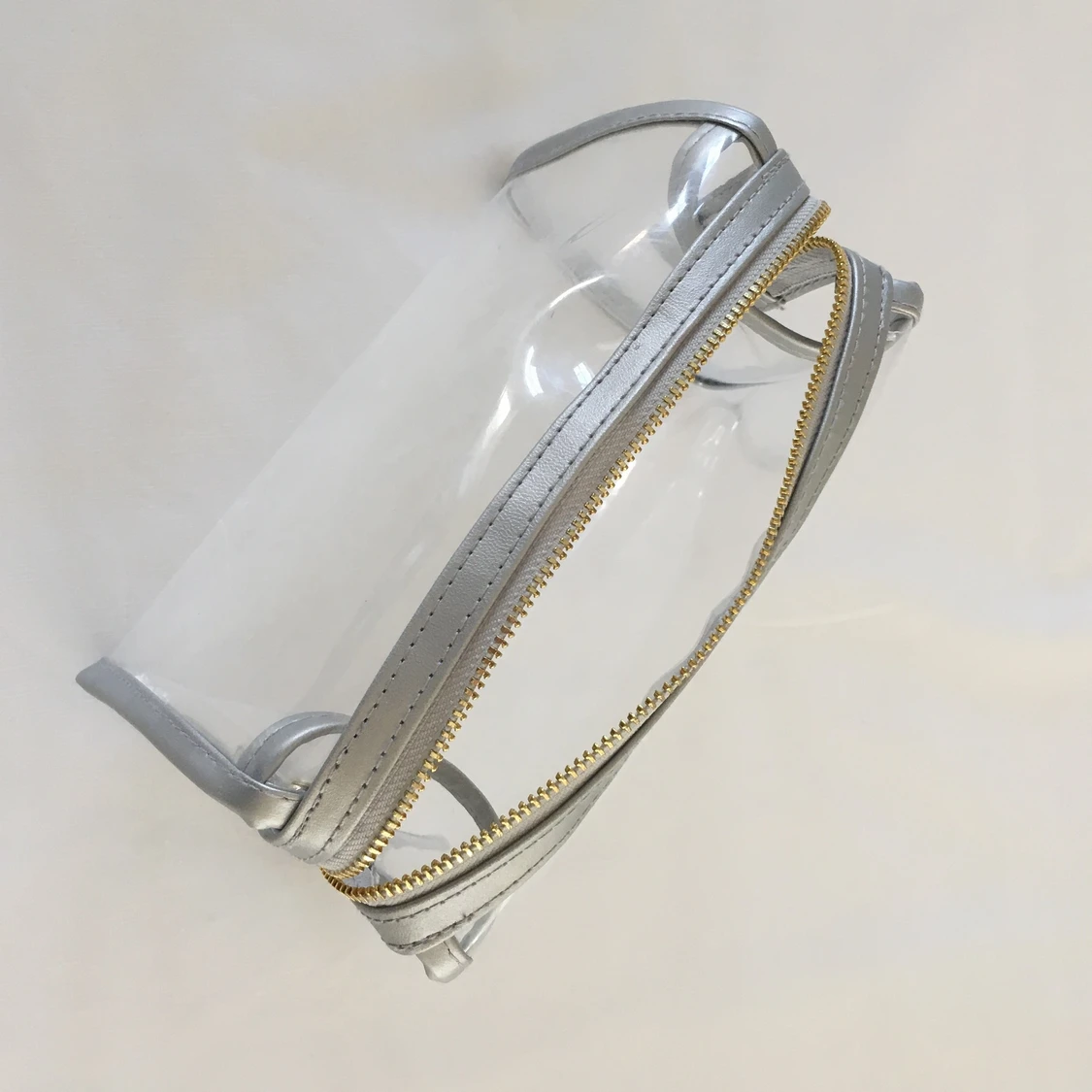 Genomskinlig Necessär - 90