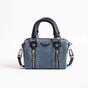 Zadig väska - Säljer min superfina zadig väska. Väl använd ( som man ser i tredje bilden ) inget mer än färgen på väskan som är lite sliten. Säljer endast för bra pris. Om fler är intresserade får man lägga bud. 1800kr vid snabb affär.