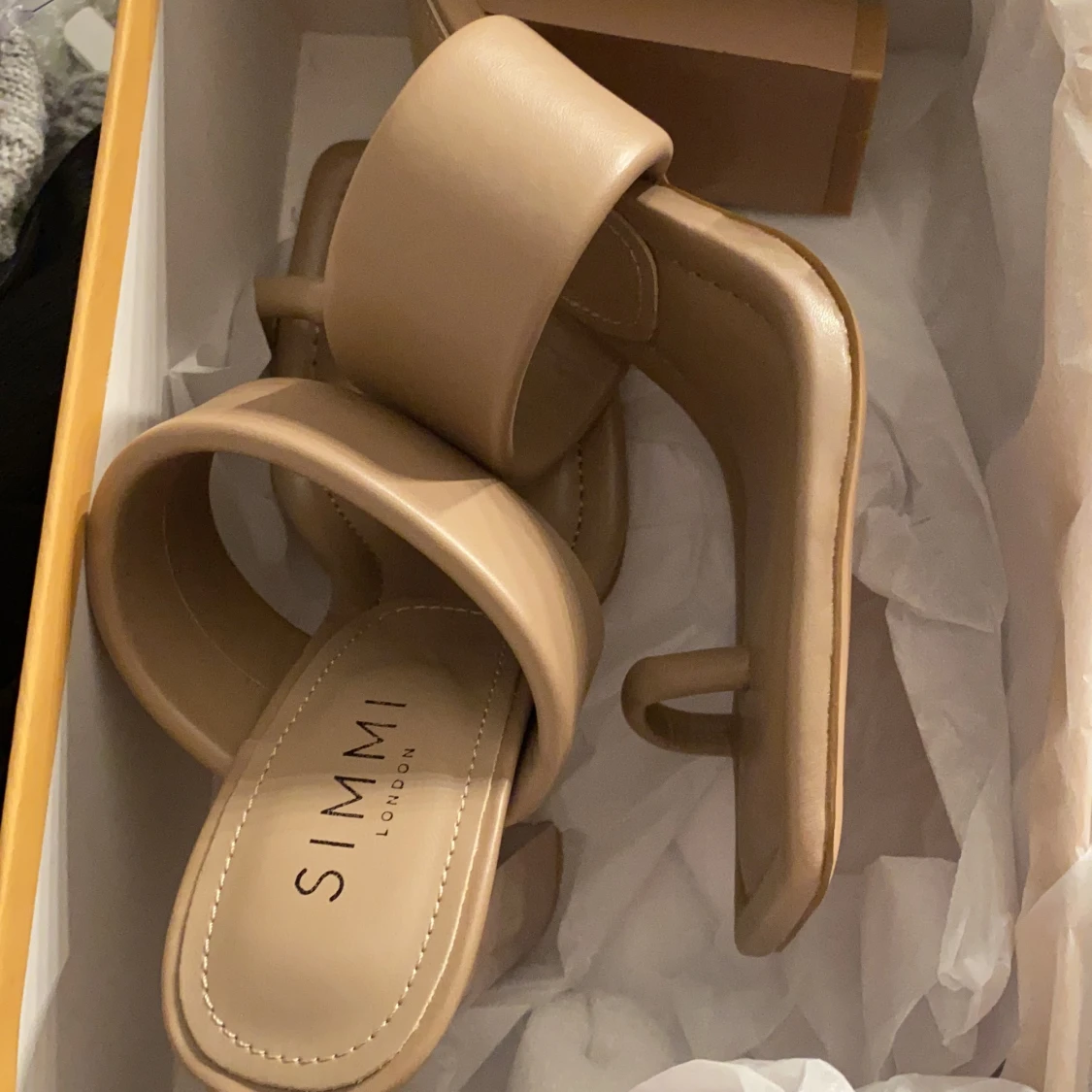 SIMMI LONDON KLACKAR - 91