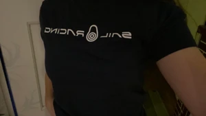 Sail racing t-shirt  - Marinblå, nvänd ett par gånger men i väldigt bra skick! Storlek 170, som en s eller xs, nypris 299kr, priset kan diskuteras