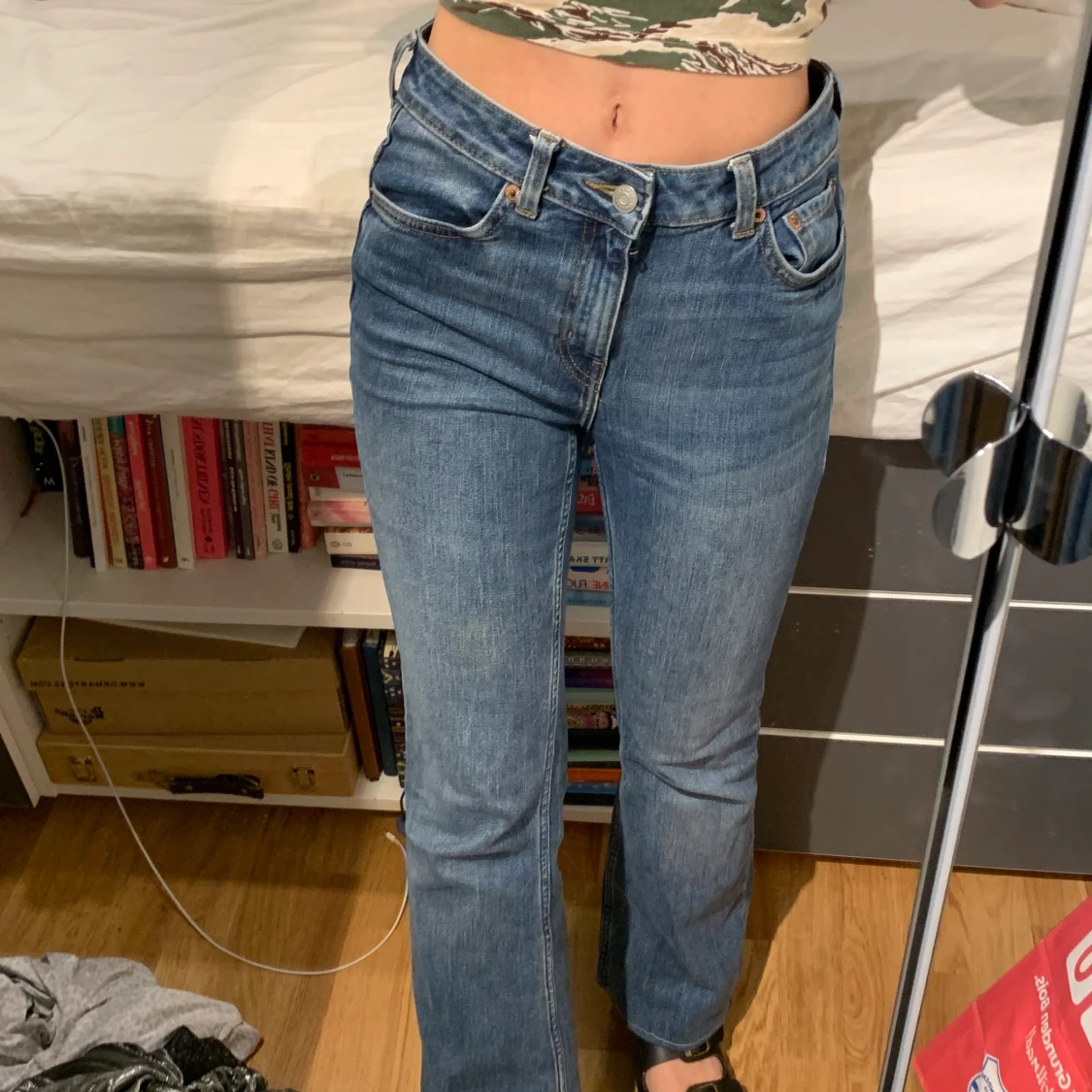 Utsvängda jeans - 90