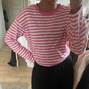 Randig tröja  - Strl M